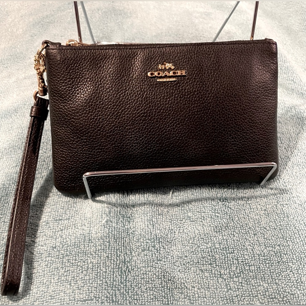 Coach Wristlet Like New